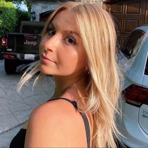 Meet your Posher, Ioana